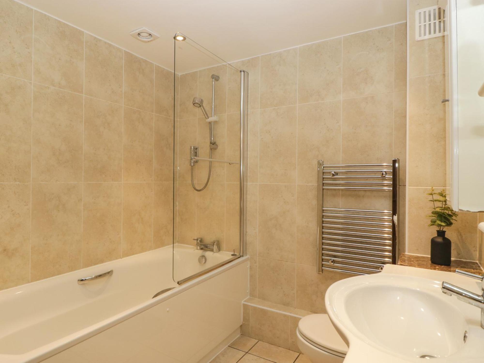 About Time Cottage Lydney Bagian luar foto